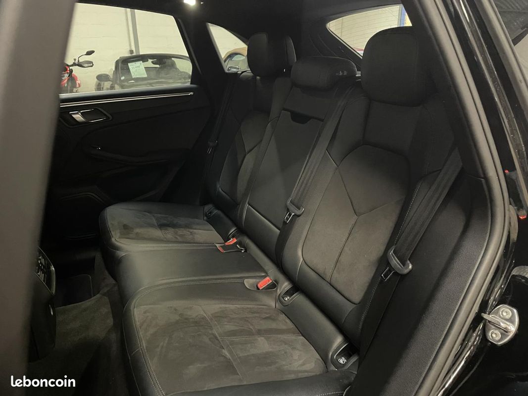 PORSCHE MACAN 2.0i 252ch PDK ENTRETIENT PORSCHE COMPLET/ 4 PNEUS NEUFS (image 11)