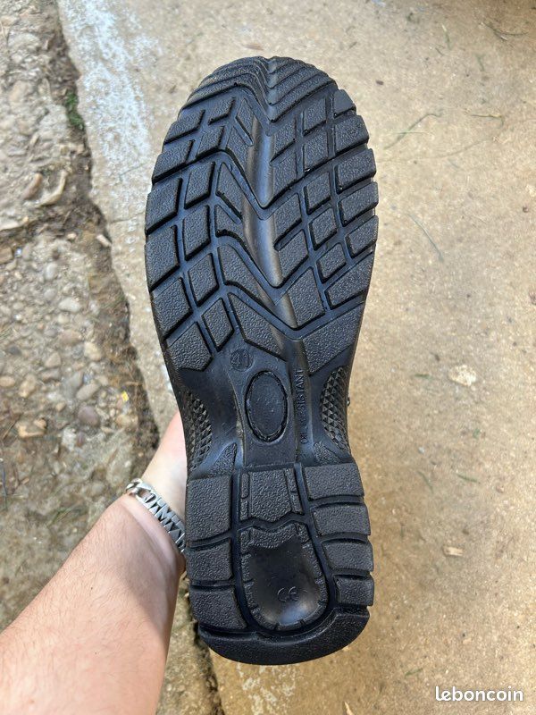 Chaussures de sécurité T41 (image 2)