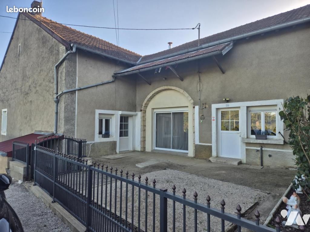 Maison 5 pièces 157 m² · à Valay · 157 m² · 168 000 €