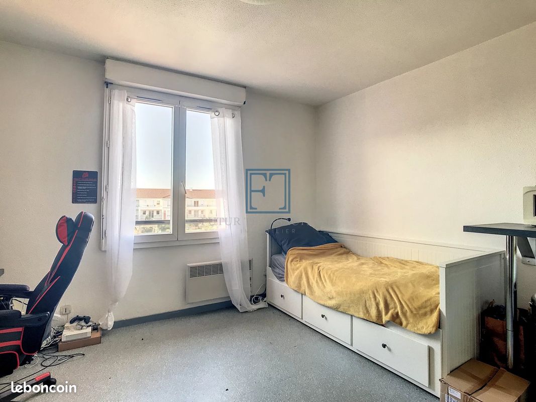 Appartement 1 pièce 20 m² · à Élancourt · 20 m² · 600 €