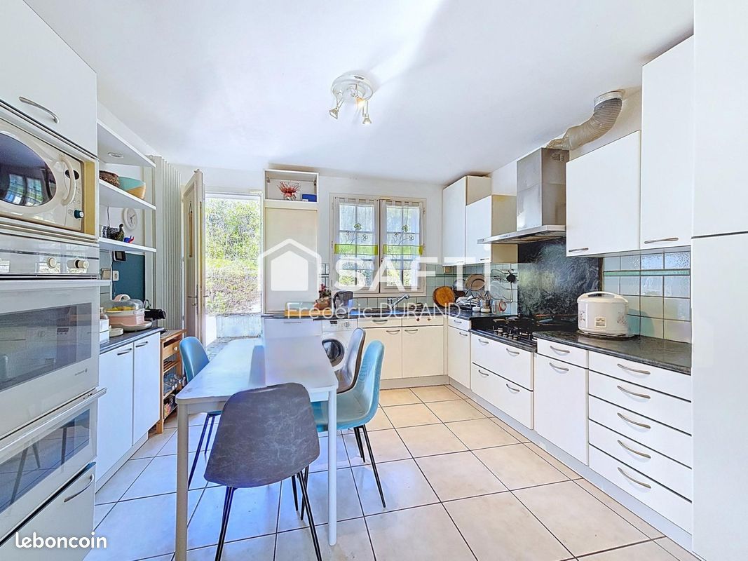 Maison 8 pièces 237 m² (image 13)