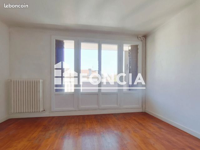 Appartement 3 pièces 76 m² · à Grenoble · 76 m² · 864 €