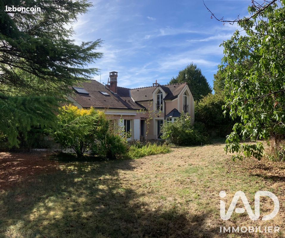Maison 8 pièces 190 m² · à Morsang-sur-Seine · 190 m² · 2 500 €/mois