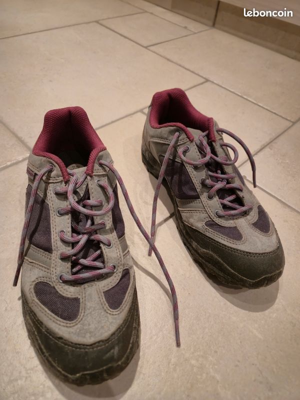 Chaussures de randonnée (image 1)