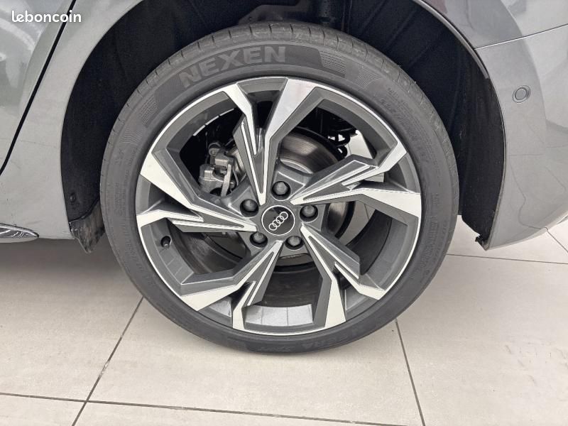 Audi A3 Sportback 40 TFSI e 204ch PHEV S line S tronic 6 (image 24)