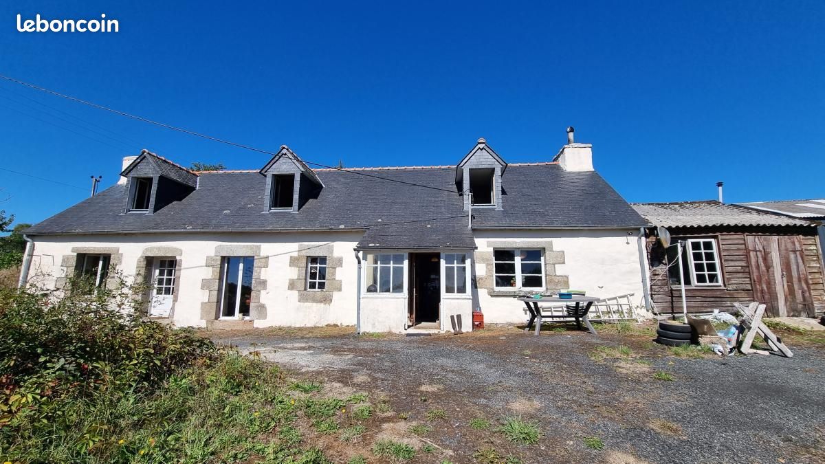 Maison 3 pièces 98 m² · à Plusquellec · 98 m² · 73 500 €