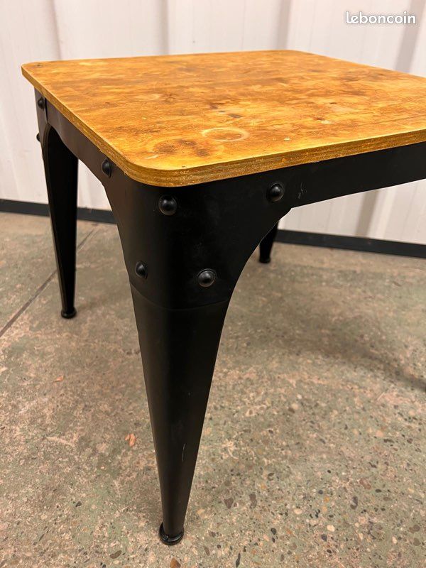 Jolie table basse industrielle effet vintage rivet indus bois & metal stable (image 3)
