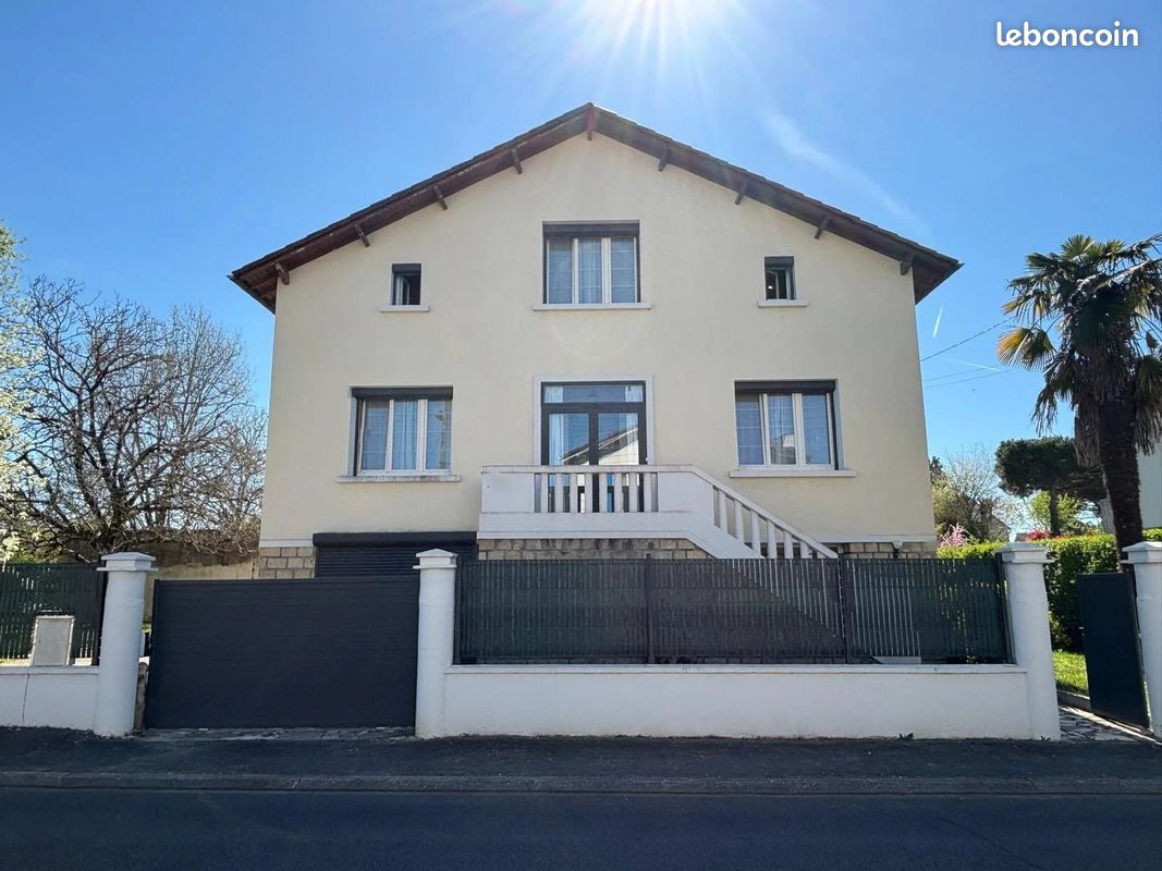 Maison 7 pièces 166 m² · à Bergerac · 166 m² · 386 900 €