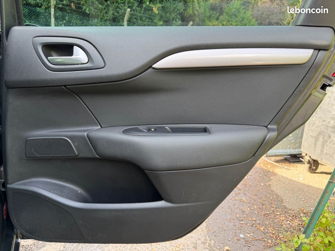 Citroen c4 2.0 hdi 150 exclusive 2013 (image 15)