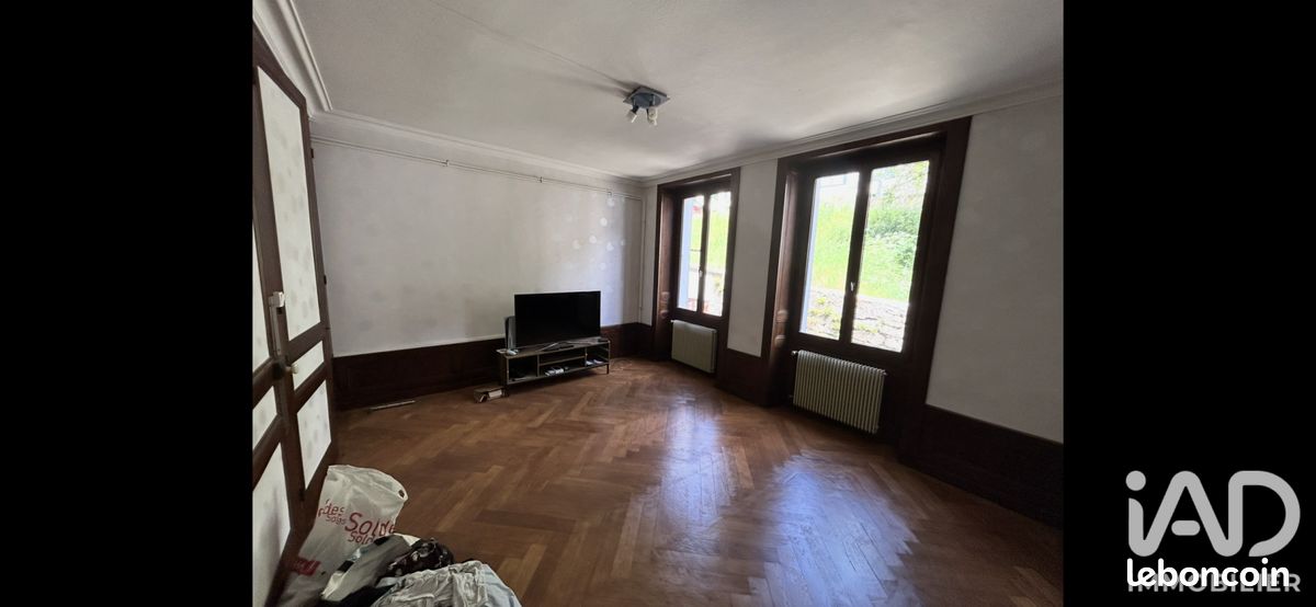 Appartement 5 pièces 124 m² · à Hauts de Bienne · 124 m² · 140 000 €