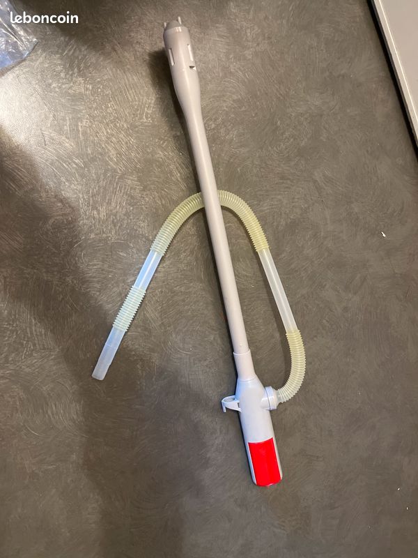 Lot Poêle à pétrole Zibro + Réservoir plein + Pompe électrique (image 5)