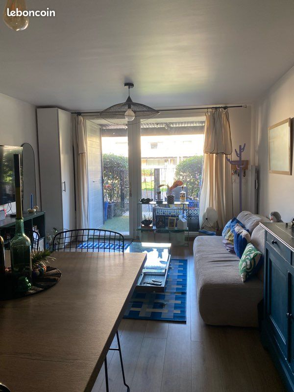 Appartement 2 pièces 44 m² · à Bordeaux · 44 m² · 980 €/mois