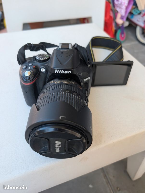 Lot Nikon D5200 (image 1)