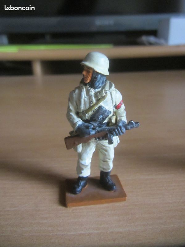 Lot De 3 Figurines Résine 1:35 - Soldats Allemands Avec Traîneau - WW2 à Peindre