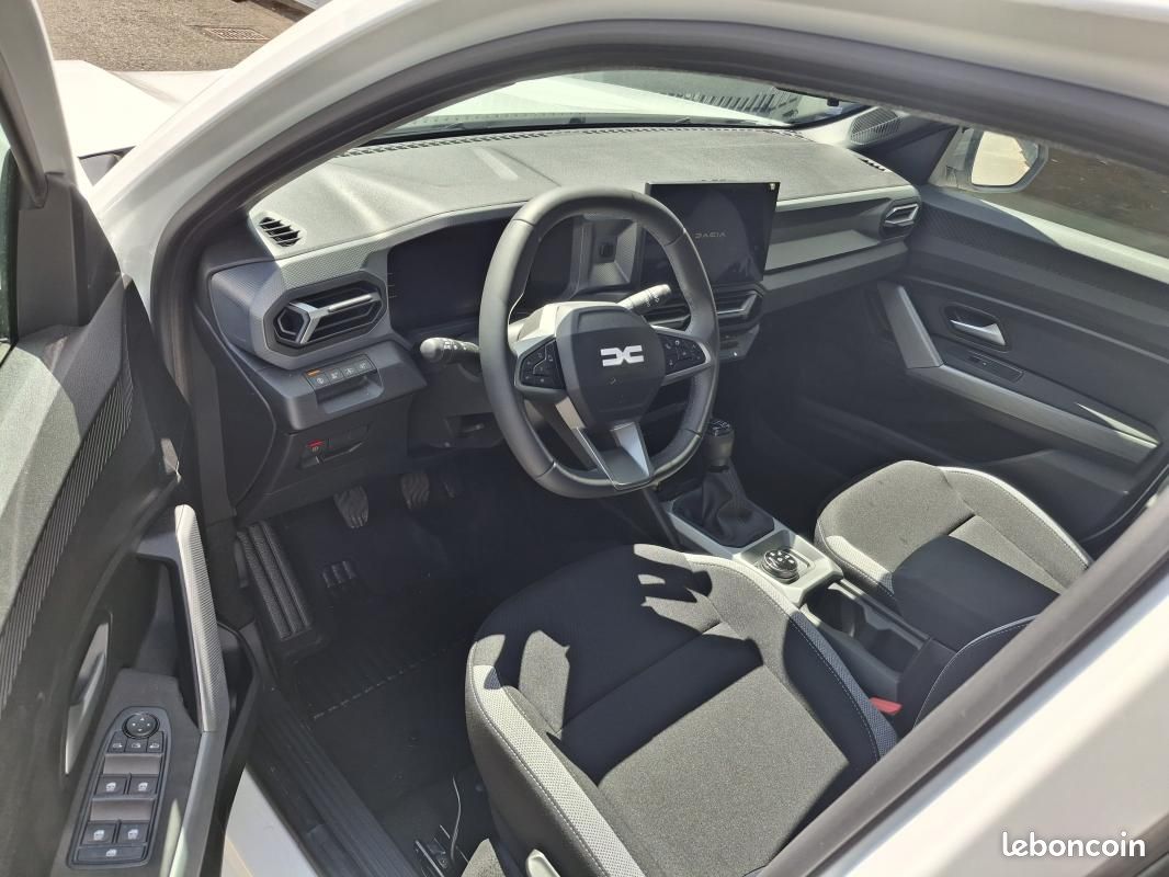 Dacia Duster 4X4 1,2TCE130cv Journey+roue+Pack Techno (image 7)