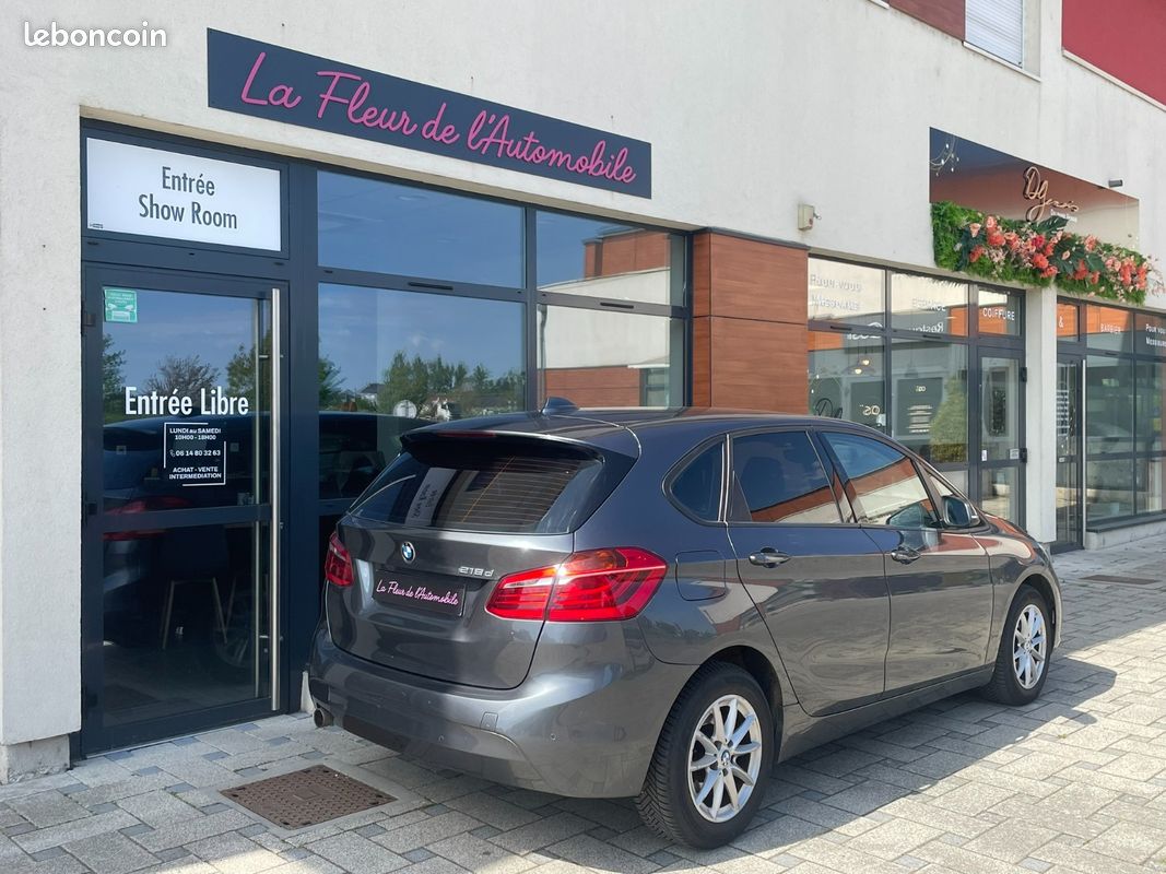 BMW SERIE 2 ACTIVE TOURER F45 218d 150 ch Lounge A - RADARS AV/AR - LIMITEUR DE VITESSE (image 5)