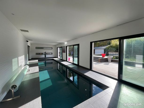 Maison 6 pièces 252 m²