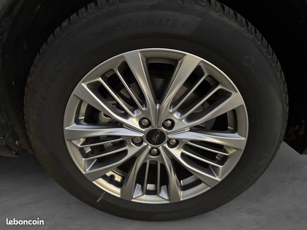FORD KUGA 2.5 DURATEC 190 FLEXIFUEL FHEV VIGNALE POWERSHIFT Caméra de Recul I-Cockpit Garantie 12 mois (image 14)