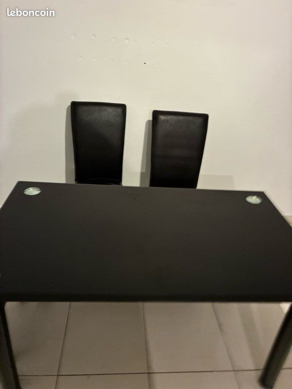 Table salle à manger (image 2)