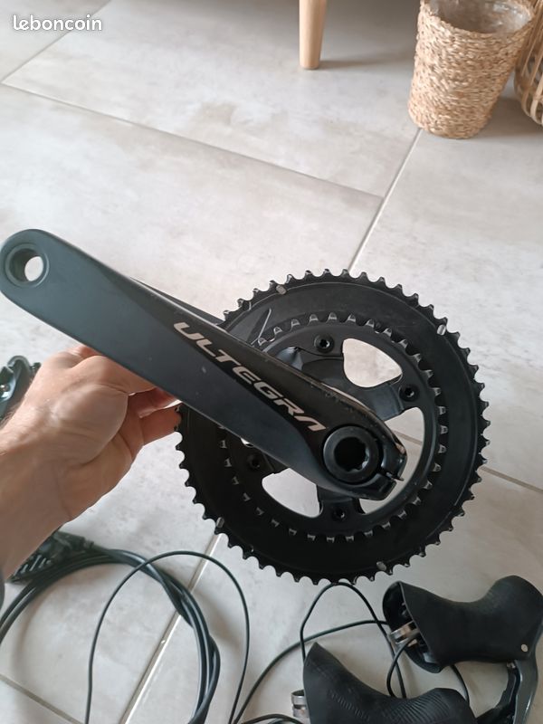 Shimano ULTEGRA Di2 R8070 R8050 Hydraulic Disc Brake Groupset BT-DN110-A Shimano ULTEGRA Di2 R8070 R8050 Hydraulic Disc Brake Groupset BT-DN110-A