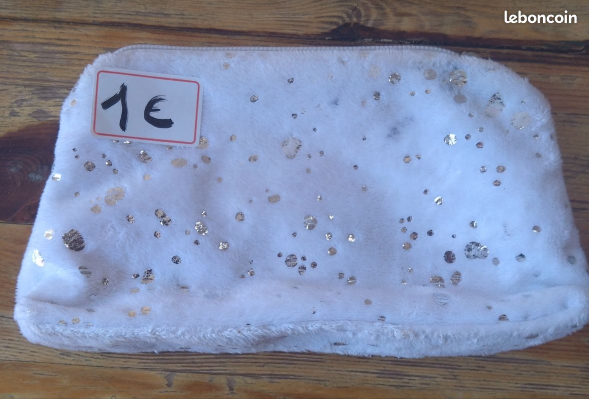 Trousse (image 1)