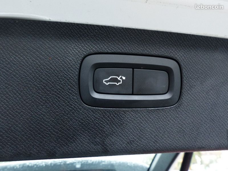 Volvo XC90 D5 AWD 225CH R-DESIGN GEARTRONIC 7 PLACES (image 10)