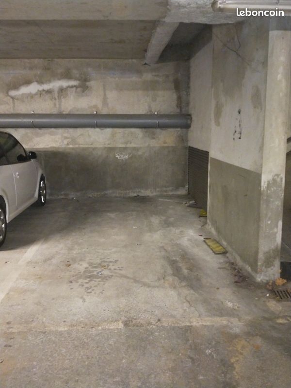 Location Parking (image 2)