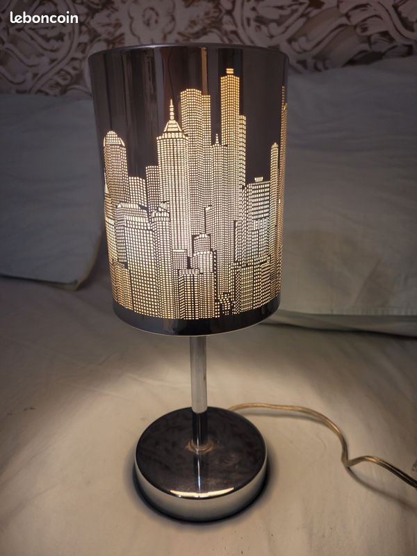 Lampe de table Tiffany avec pied en arbre Série New York D-45cm | Leroy Merlin