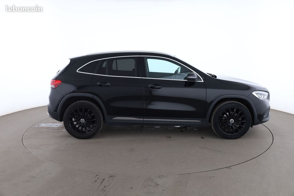 Mercedes-Benz GLA 200 d Progressive Line DCT 150 ch (image 13)