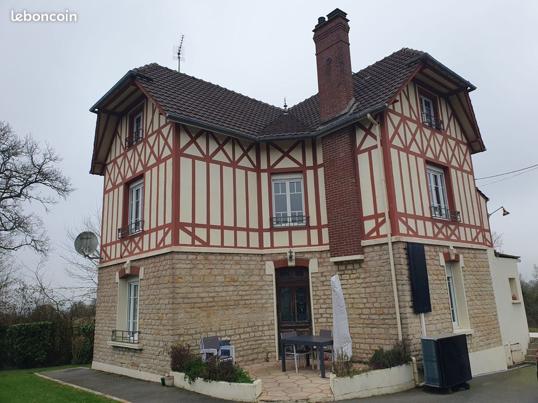 Maison 8 pièces 180 m² · à Gouffern en Auge · 180 m² · 190 000 €