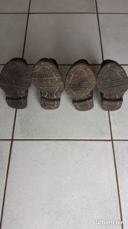 2 paires de boots d ' équitation taille 32 (image 3)