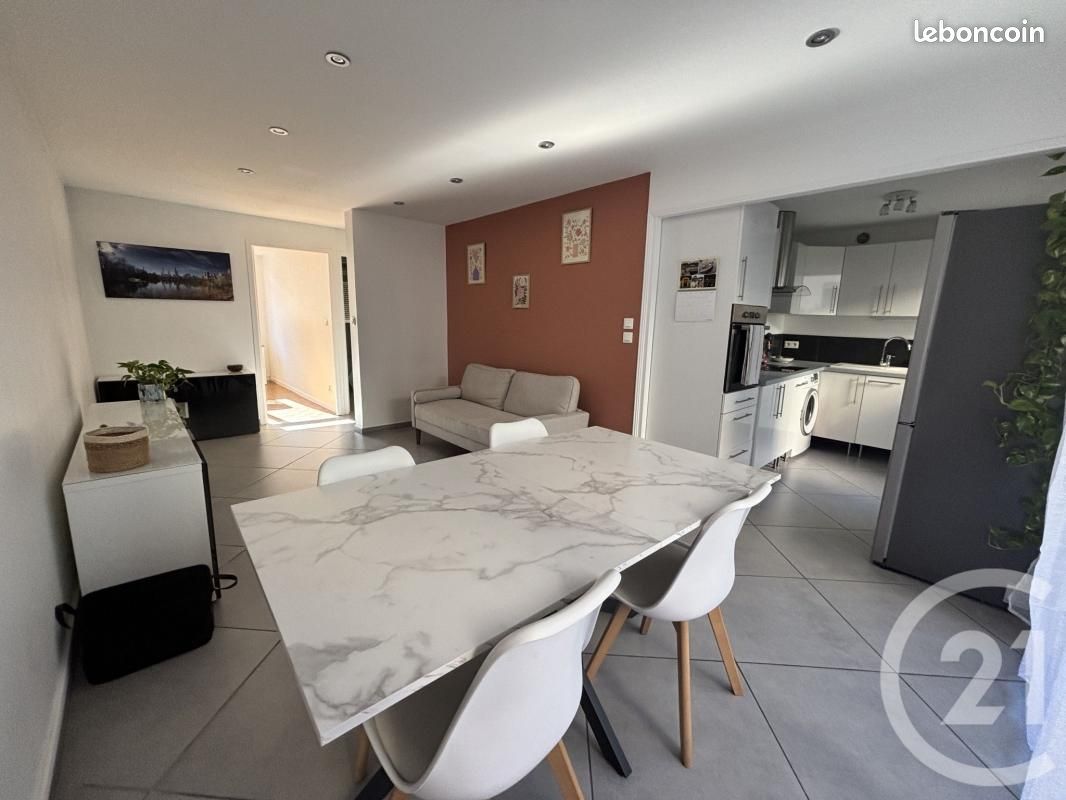 Appartement 2 pièces 54 m² · à Villeurbanne · 54 m² · 1 090 €