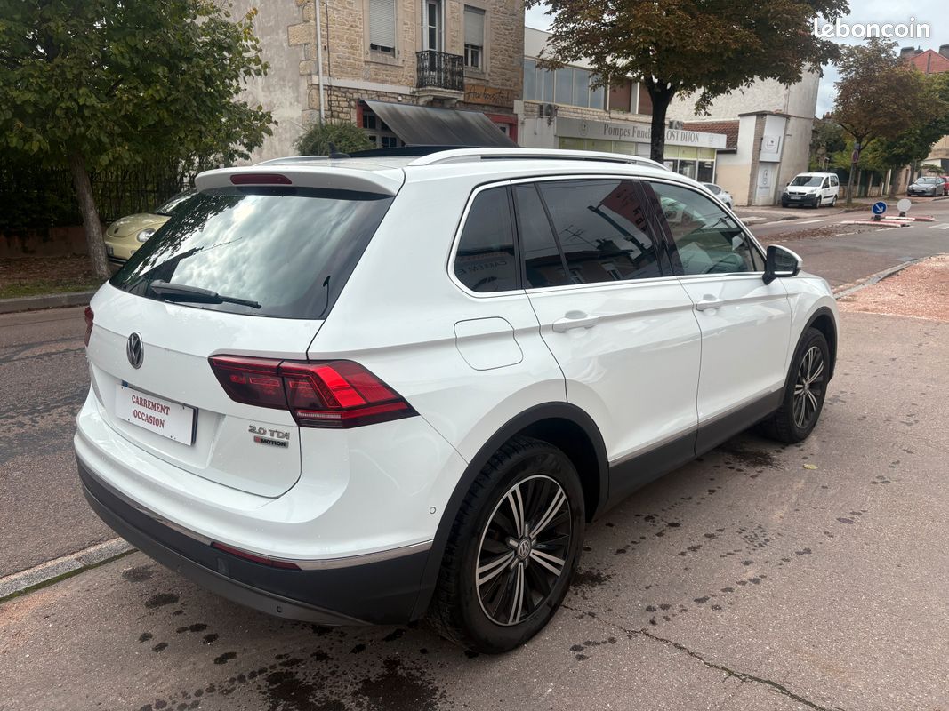VOLKSWAGEN TIGUAN 2.0 TDI 150 ch BLUEMOTION TECHNOLOGY CARAT 4MOTION DSG7 (image 5)