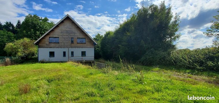 Maison 10 pièces 475 m²