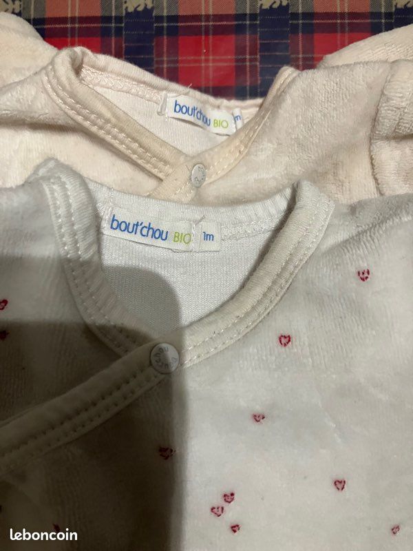 Vend 2 grenouillères Boutchou taille 1 mois très bon état (image 4)