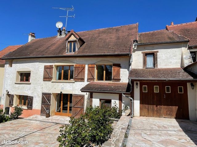 Maison 7 pièces 228 m² · à Méry-sur-Marne · 228 m² · 279 000 €