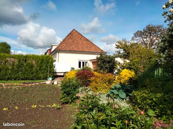 Maison 6 pièces 160 m² · à Vacqueriette-Erquières · 160 m² · 195 000 €