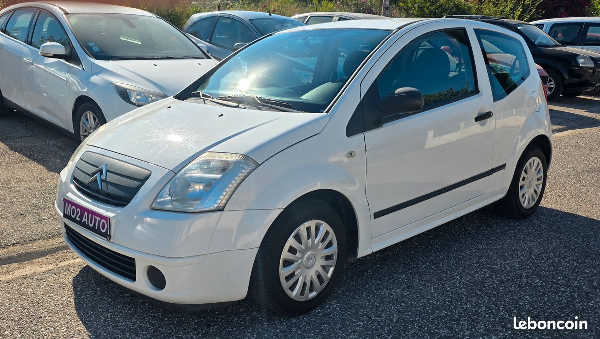 Citroen c2 1.4 hdi 70ch 2008 clim reg... (image 1)