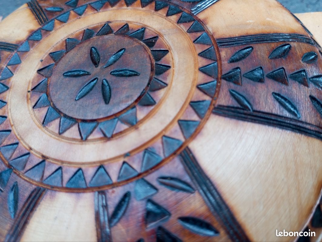 1970 gourde traditionnelle en bois plosca vin ou de l'eau de vie Roumanie Bouteille verre tout bois sculpté main artisanat populaire et folkloriq -signé de l'artiste- Ancien rétro vintage (image 6)