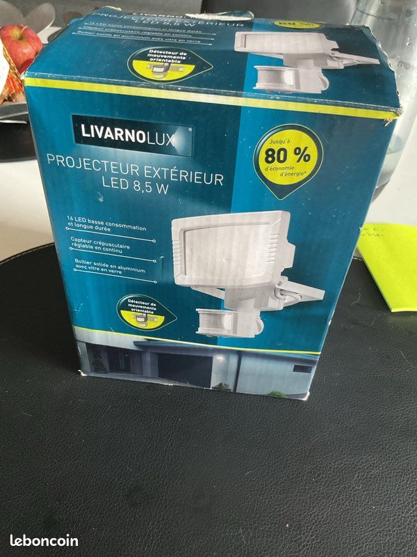 Projecteur extérieur LED 8,5w (image 1)