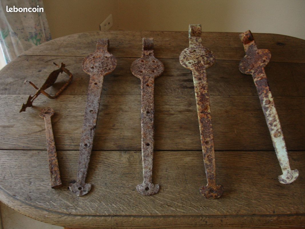 4 anciennes charnières pour portail (image 1)