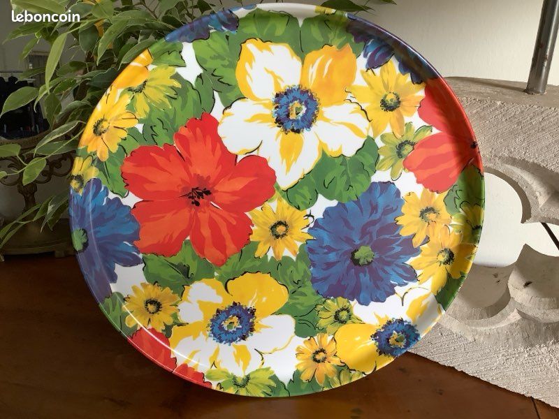 Plateau rond en melaminé vintage , plateau Mebel , Italy , estival , grandes fleurs (image 1)