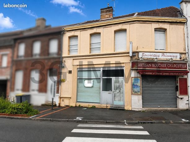 Ensemble immobilier composé de deux maisons attenantes avec ancien commerce – Un potentiel au cœur de Vieux-Condé
