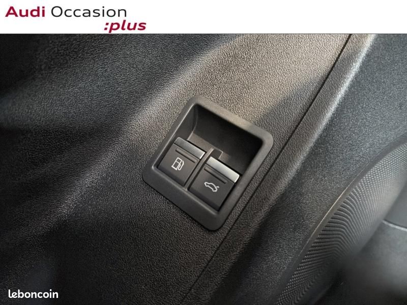 Audi Q3 1.5 e-hybrid 272ch S line S tronic 6 (image 10)
