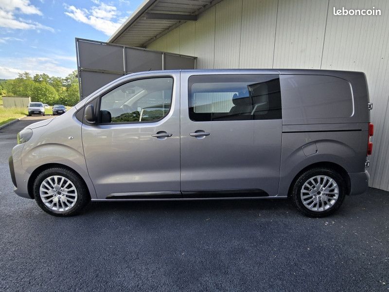 Peugeot EXPERT FG M 2.2 DIESEL 180CH CABINE APPROFONDIE Pack Premium Connect (image 29)