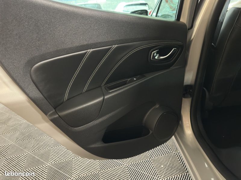 Renault CLIO IV 1.5 DCI 110CH ENERGY INITIALE PARIS 5P GARANTIE 60 MOIS POSSIBLE (image 30)