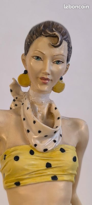 😍✨ Superbe Statuette "Fashion Lady" par Antoni Famery – Italie, c. 1990 ✨😍 (image 11)