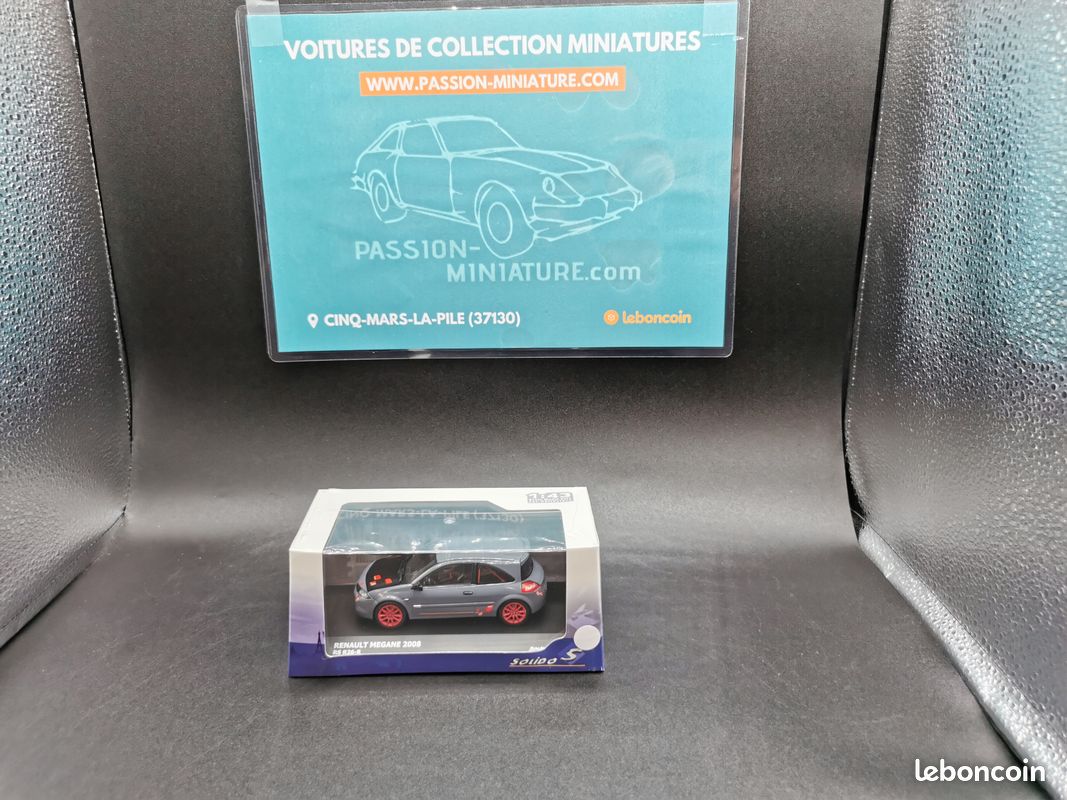 Voiture miniature RENAULT MEGANE 2008 RS R26 R MOONSTONEGREY (image 2)