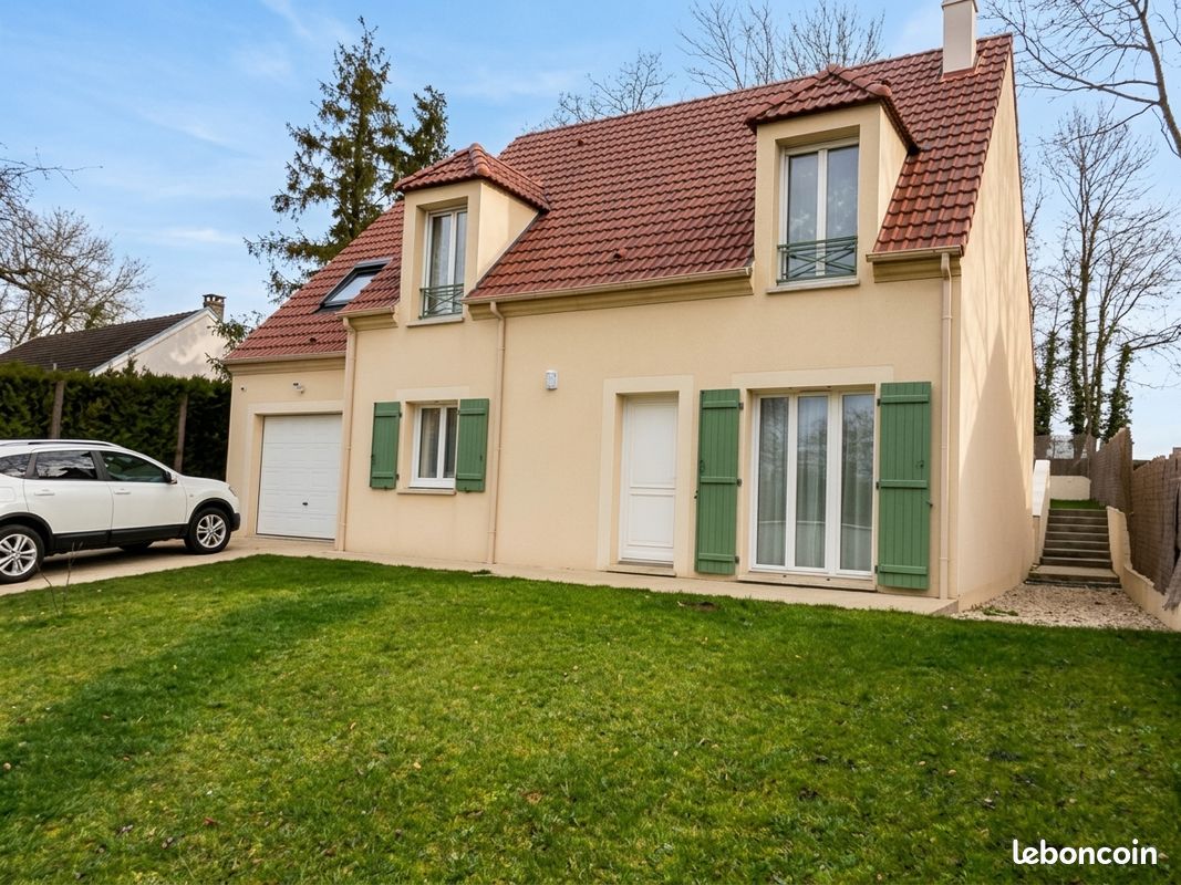 Maison 6 pièces 126 m² · à Rubelles · 126 m² · 1 750 €/mois