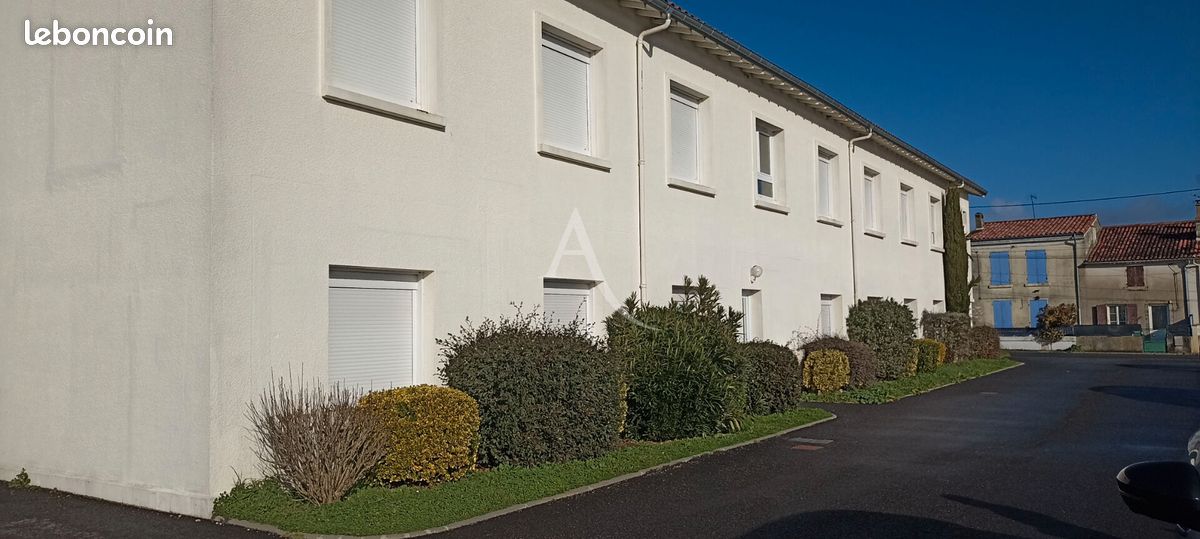 Appartement 4 pièces 60 m² · à Saint-Jean-d'Angély · 60 m² · 630 €